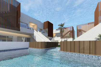 Cluster house for sale in Pilar de la Horadada, Alicante. 