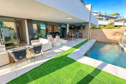 Apartment for sale in Puerto de Cabopino, Marbella, Málaga. 