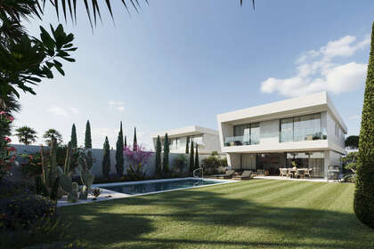 Cluster house for sale in San Pedro de Alcántara, Marbella, Málaga. 