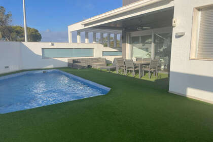 Cluster house for sale in Pilar de la Horadada, Alicante. 