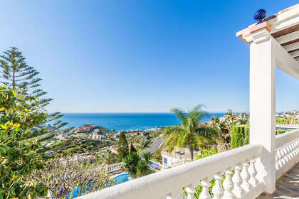 联排别墅 出售 进入 Almuñécar, Granada. 