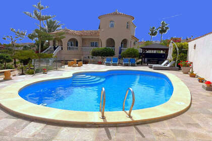 Cluster house for sale in Algorfa, Alicante. 