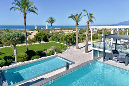 Cluster house for sale in Elviria, Marbella, Málaga. 