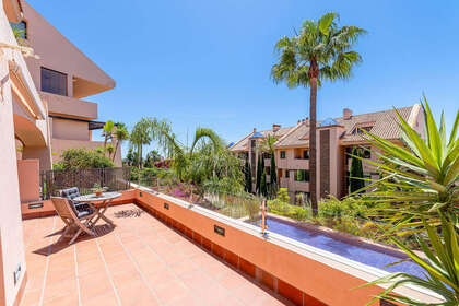 Apartment for sale in Calahonda, Mijas, Málaga. 