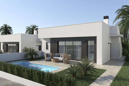 Cluster house for sale in Alhama de Murcia. 