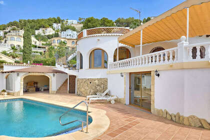 Cluster house for sale in Benissa, Alicante. 