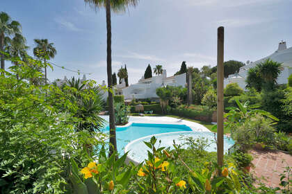 House for sale in Puerto Banús, Marbella, Málaga. 