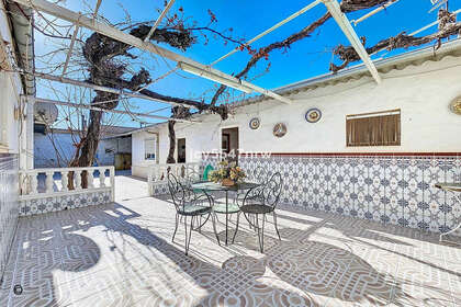 House for sale in Pinoso, Alicante. 