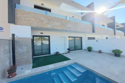 Cluster house for sale in San Pedro del Pinatar, Murcia. 
