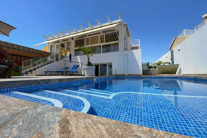 Cluster house for sale in Orihuela-Costa, Alicante. 