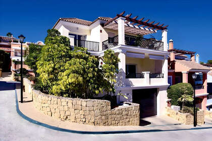 House for sale in Nueva andalucia, Málaga. 