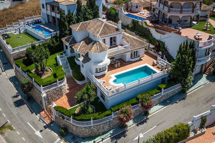Cluster house for sale in Mijas Costa, Málaga. 