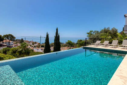 Rijtjeshuizen verkoop in Torremuelle, Benalmádena, Málaga. 