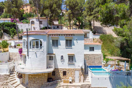 Cluster house for sale in Benissa, Alicante. 
