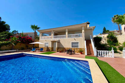 Cluster house for sale in Algorfa, Alicante. 
