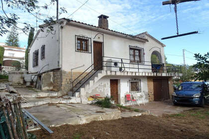 Cluster house for sale in Moraira, Alicante. 