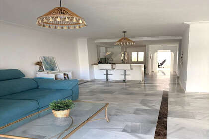 Apartamento venta en Casares, Málaga. 