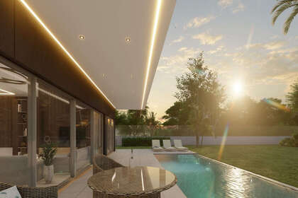 Cluster house for sale in Benalmádena, Málaga. 