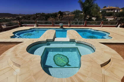 Cluster house for sale in Cala Del Moral, La, Málaga. 