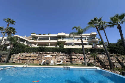 Apartment for sale in Puerto Banús, Marbella, Málaga. 