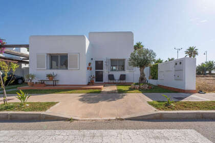 Cluster house for sale in Alhama de Murcia. 