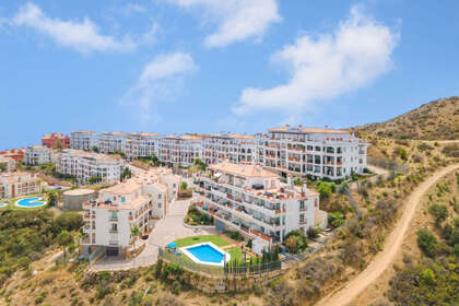 Apartment for sale in Calahonda, Mijas, Málaga. 
