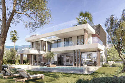 Cluster house for sale in Sotogrande, Cádiz. 
