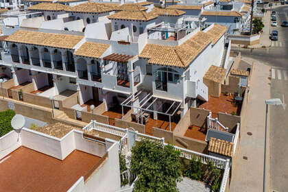Apartment for sale in Punta Prima, Alicante. 