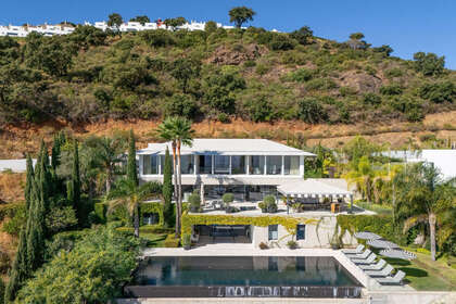 Cluster house for sale in Ojén, Málaga. 