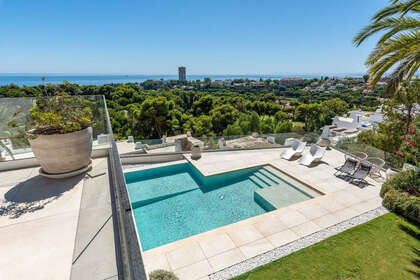 Cluster house for sale in Río Real, Marbella, Málaga. 