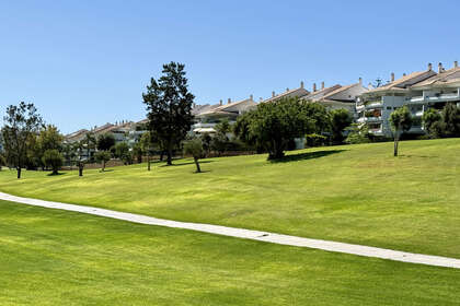 Apartment for sale in Guadalmina, Málaga. 