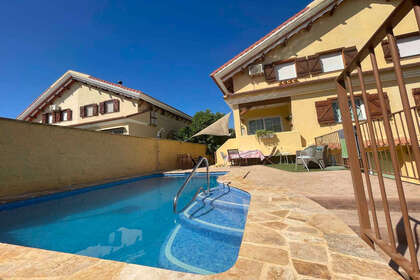 House for sale in Alhaurín de la Torre, Málaga. 