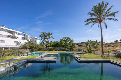 Apartment for sale in Cala Del Moral, La, Málaga. 