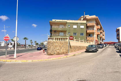 Apartment for sale in San Miguel de Salinas, Alicante. 
