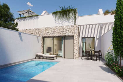 House for sale in Pilar de la Horadada, Alicante. 