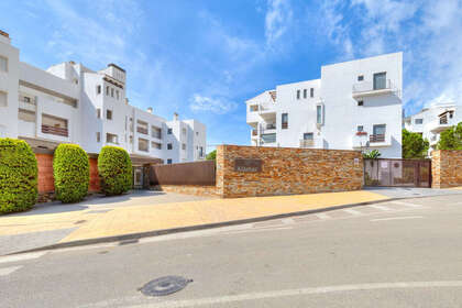 Apartment for sale in Cala Del Moral, La, Málaga. 