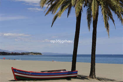 House for sale in Estepona, Málaga. 