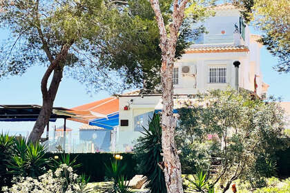 Cluster house for sale in Orihuela-Costa, Alicante. 