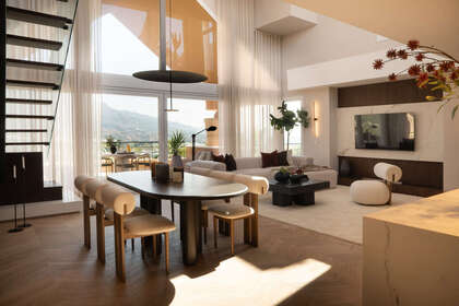 Penthouse for sale in Nueva andalucia, Málaga. 