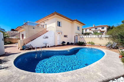 Cluster house for sale in Nucia (la), Alicante. 