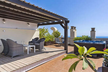 Apartment for sale in Benalmádena, Málaga. 