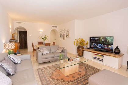 Apartment for sale in Benahavís, Málaga. 
