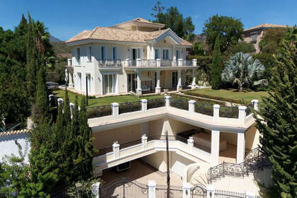 Cluster house for sale in Marbella, Málaga. 