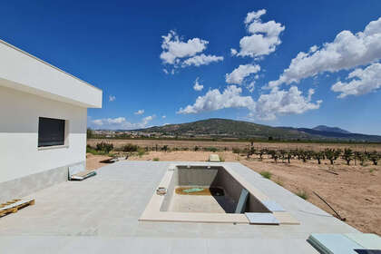 Cluster house for sale in Pinoso, Alicante. 