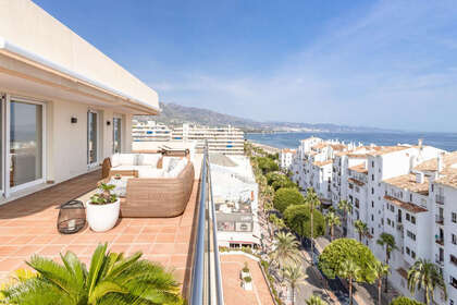 Penthouse for sale in Puerto Banús, Málaga. 