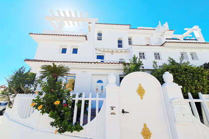 House for sale in Benalmádena, Málaga. 