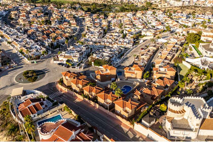 Cluster house for sale in Rojales, Alicante. 