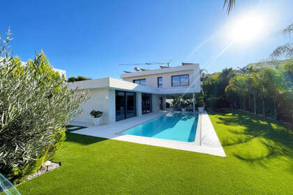 Cluster house for sale in Calpe/Calp, Alicante. 