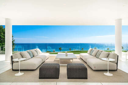 Apartment for sale in Puerto Banús, Marbella, Málaga. 