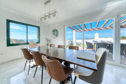 Penthouse for sale in Torrequebrada, Benalmádena, Málaga. 